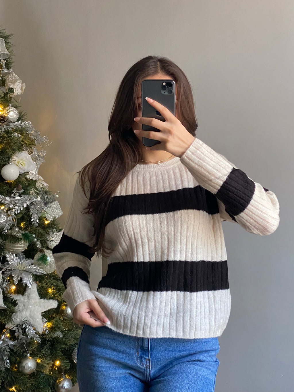 Snowy Winter Sweater (Black)