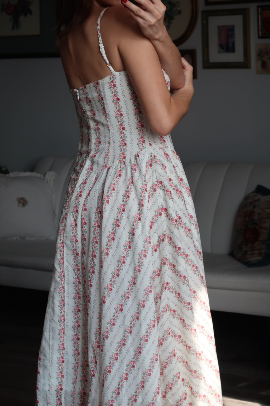 Not Too Shabby Dress (burgundy)