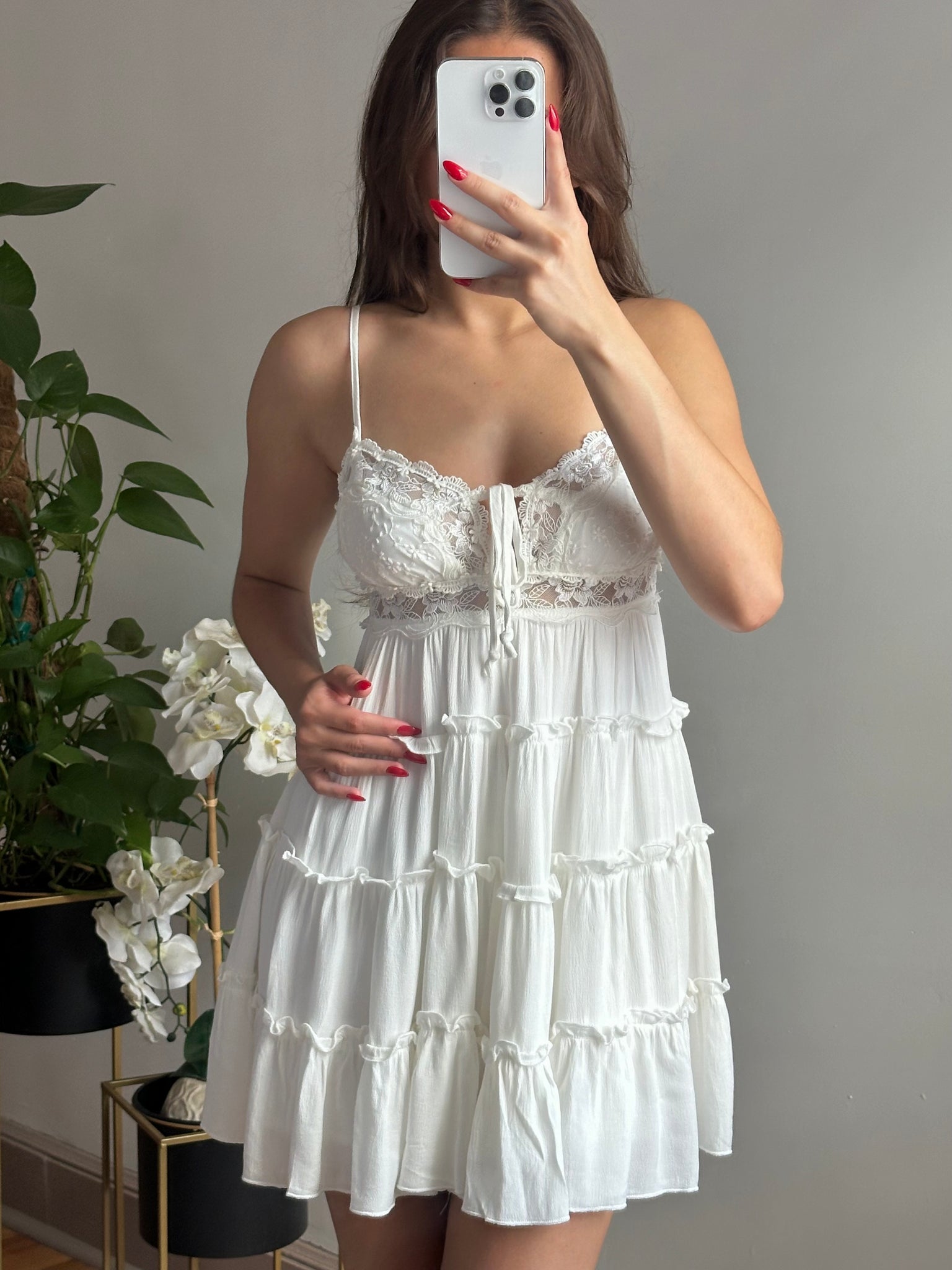 Pretty Lace Dress (WHITE)