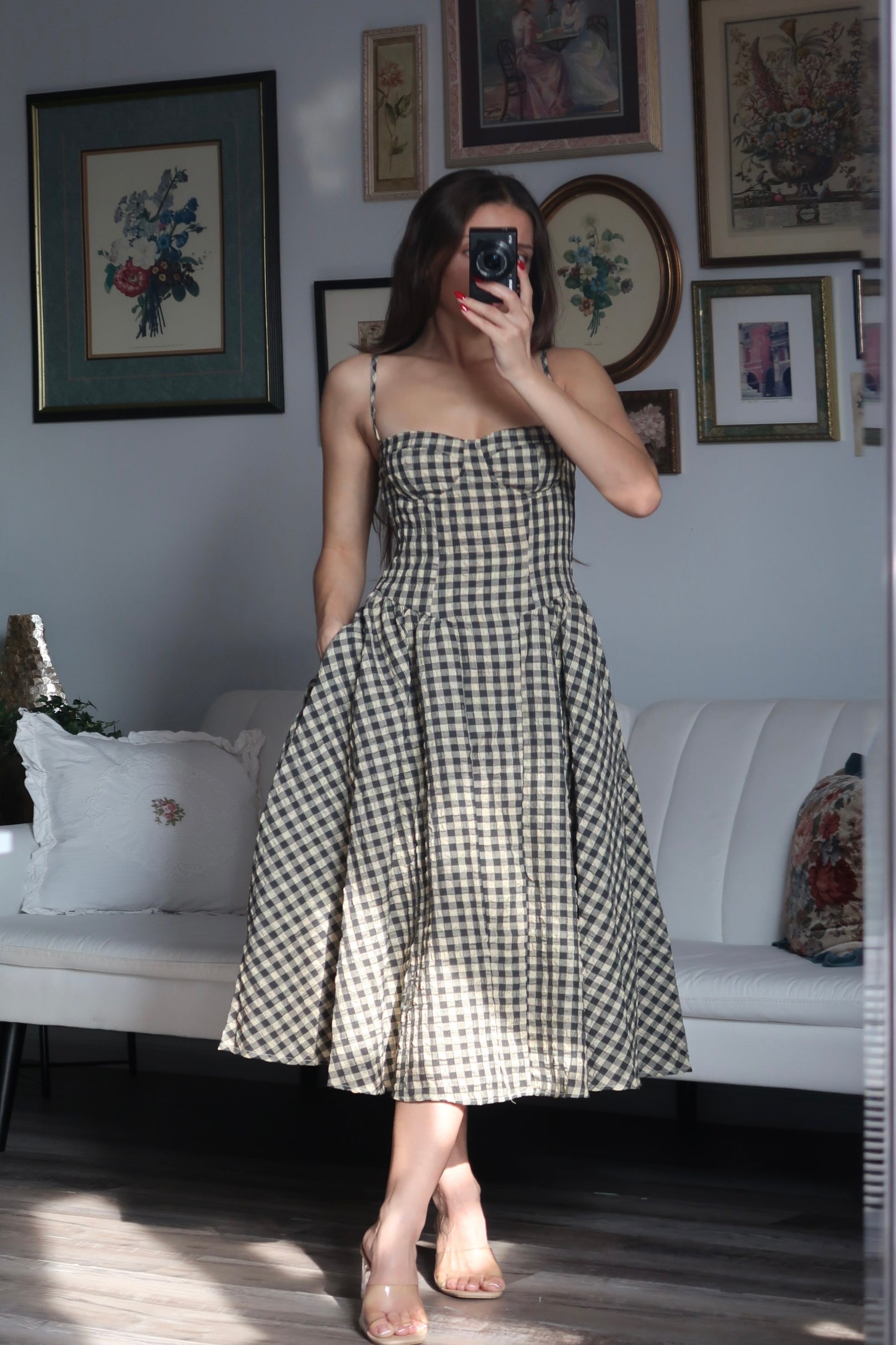 Not Too Shabby Dress (brown)