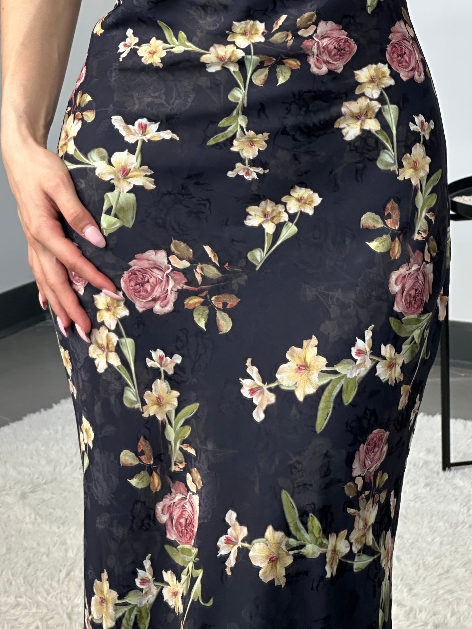Peony Dress (black)