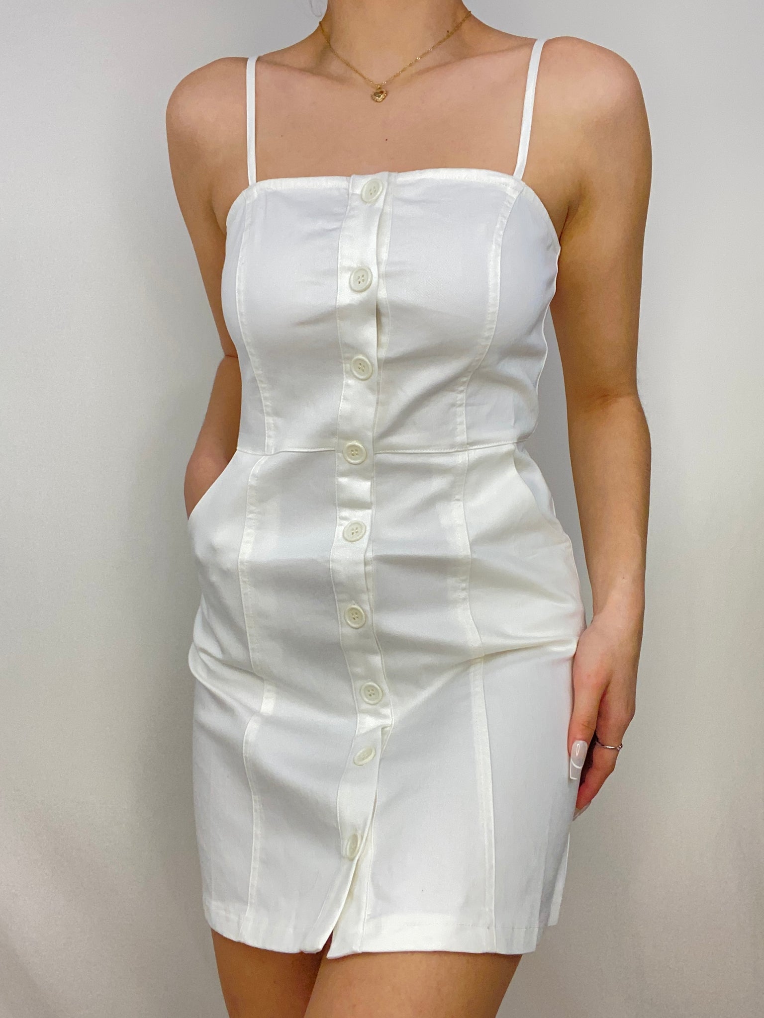 Pocket Dress (White)